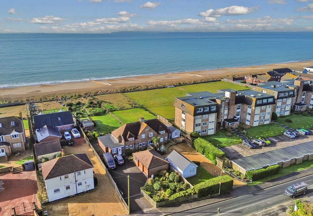 Additional image 4 of 2 bed semi-detached house for saleSouthwood Road, Hayling Island PO11