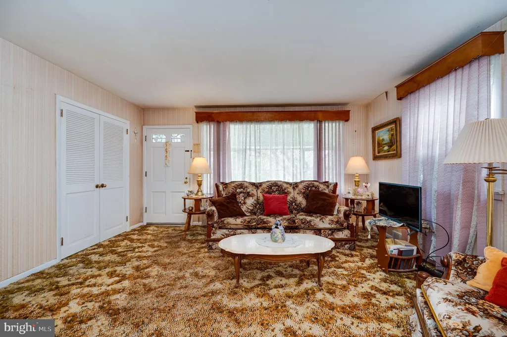 Additional image 7 of 125 E 1st Avenue, Trappe, PA 19426