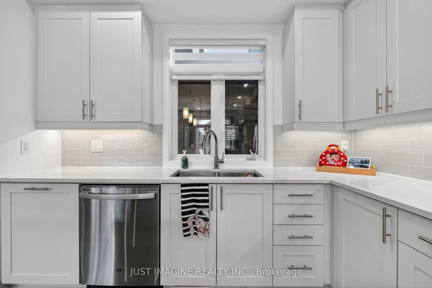Additional image 9 of 32 Edenbridge Court