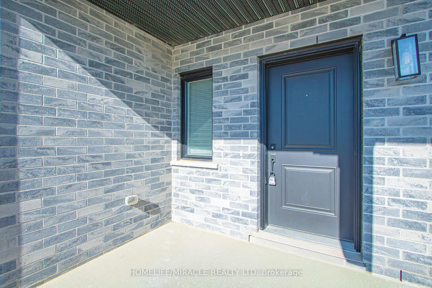 274 Middleton Avenue photo 5