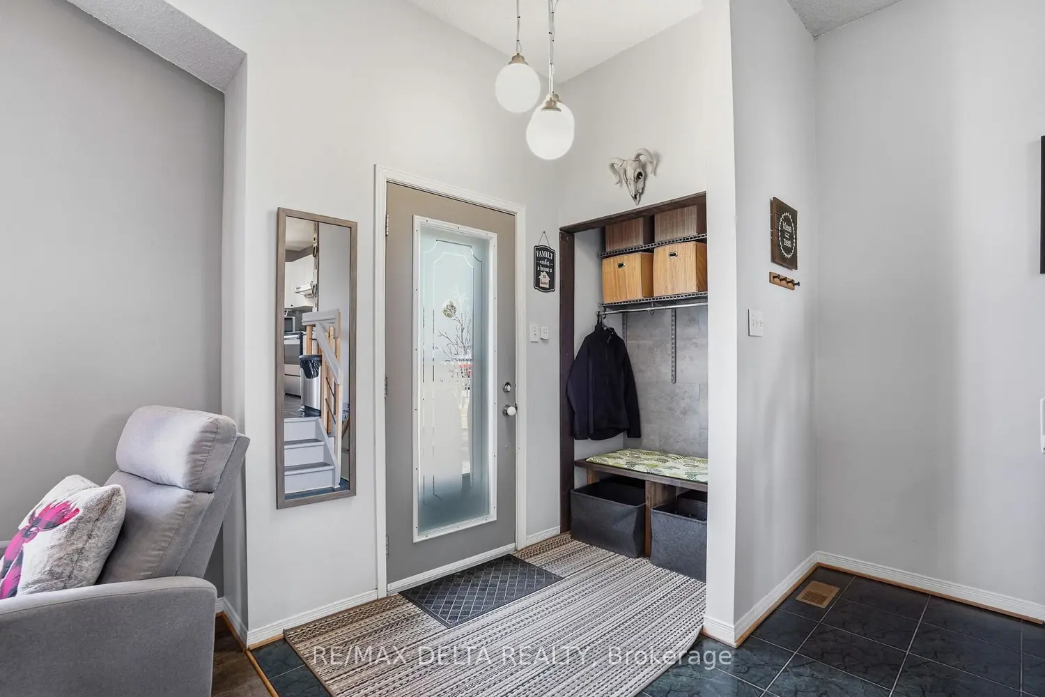 531 Devista Boulevard photo 3