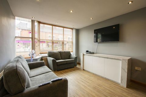 Raddlebarn Road, Birmingham, West Midlands B29