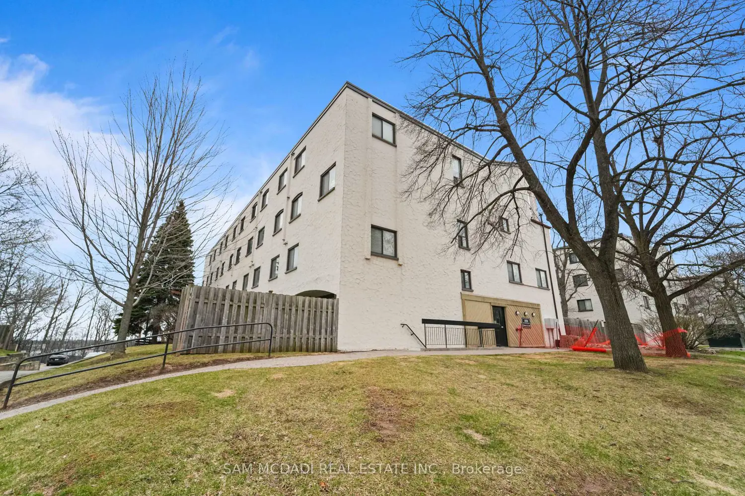 1050 Falgarwood Drive 112