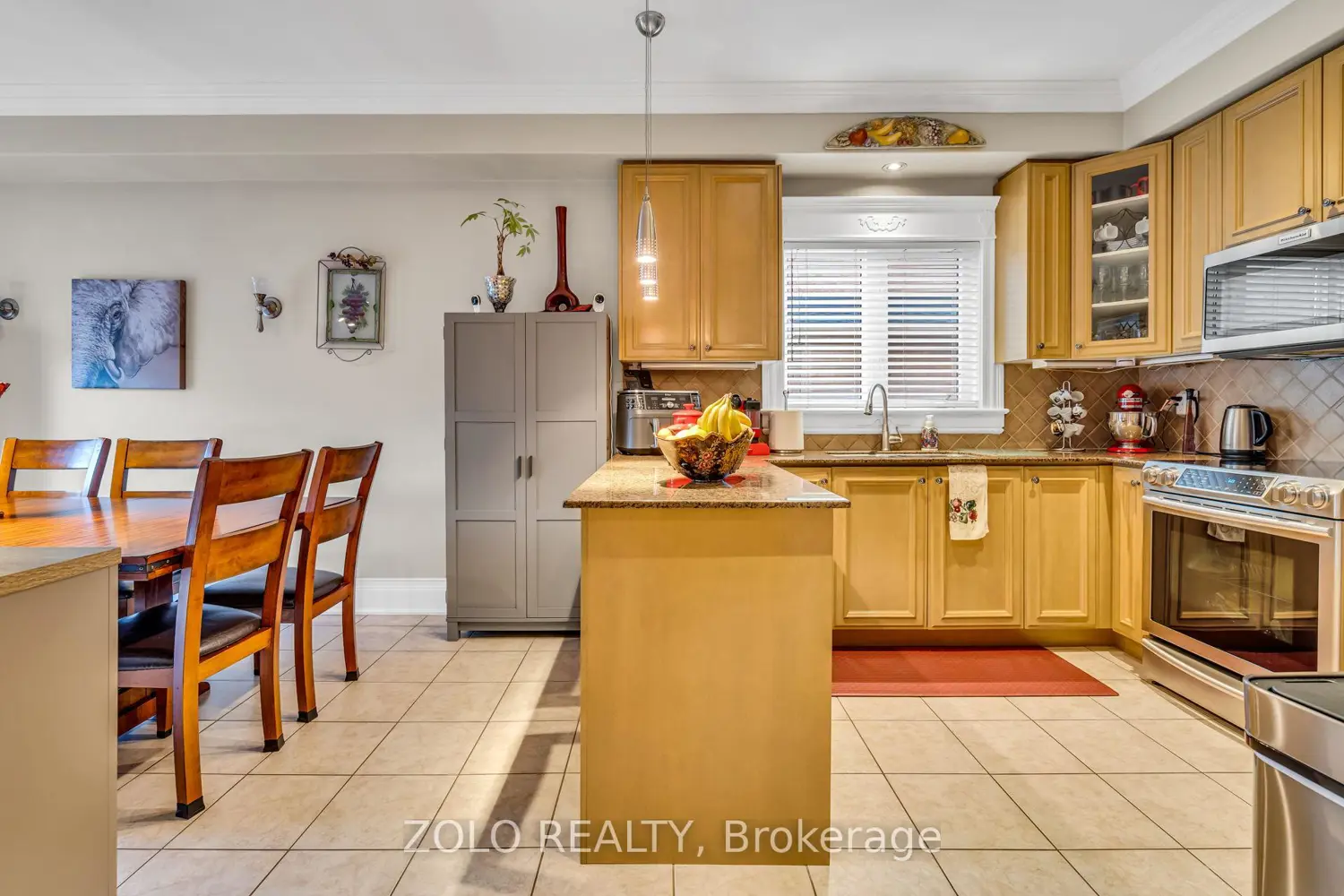 15 Ozner Crescent photo 4