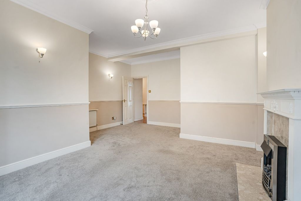 Additional image 8 of 2 bed flat for saleMilton Road, Harpenden AL5