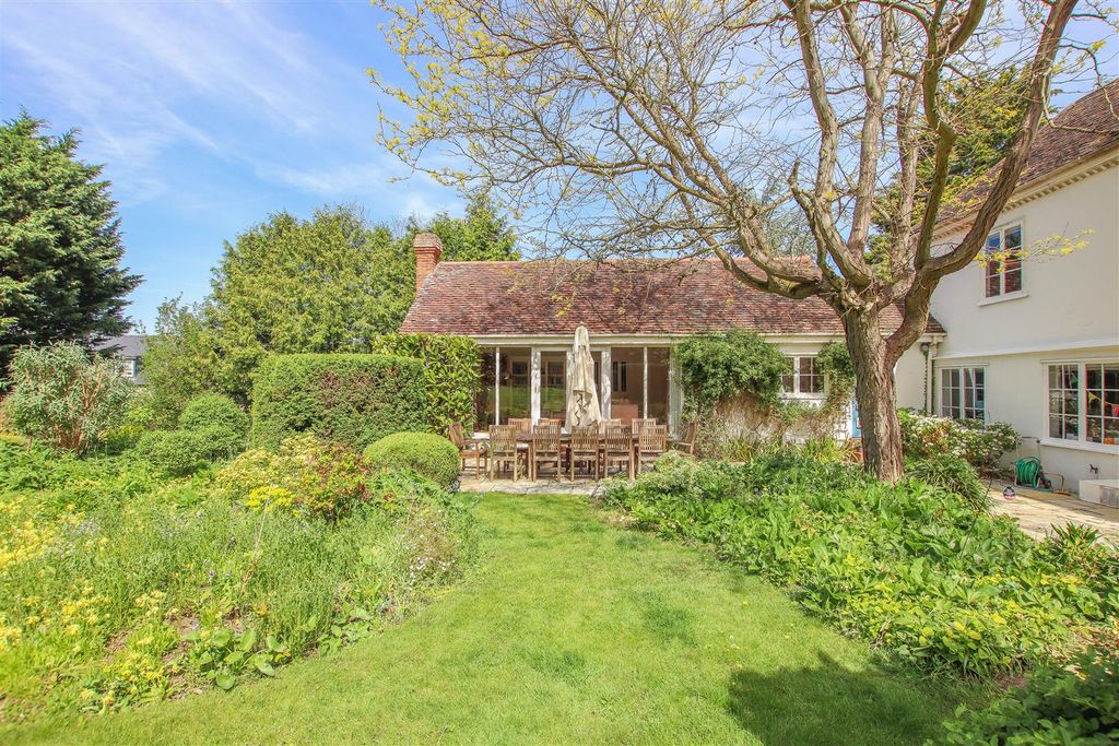 Additional image 41 of 6 bed detached house for saleHertingfordbury Road, Hertingfordbury, Hertford SG14