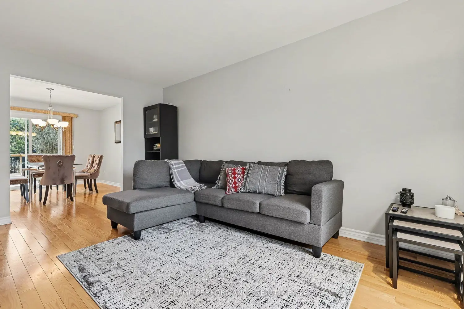 6417 St Louis Drive photo 3