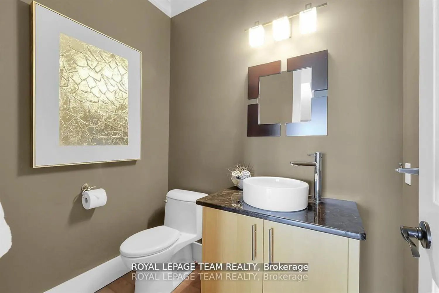 3886 Armitage Avenue photo 4