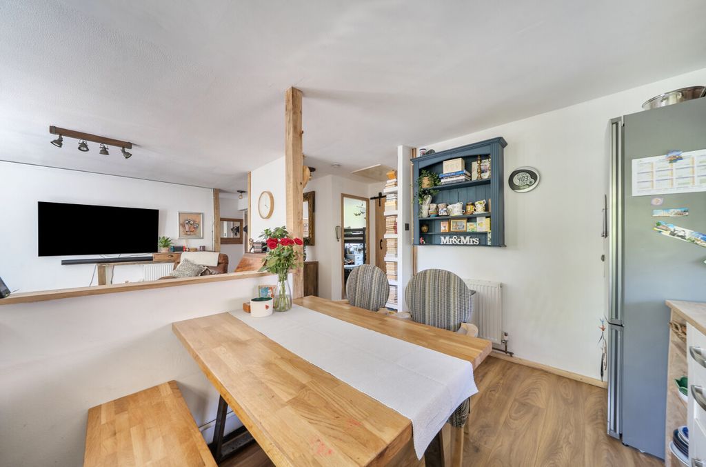 Additional image 3 of 3 bed flat for saleHeather Way, Hindhead, Surrey GU26