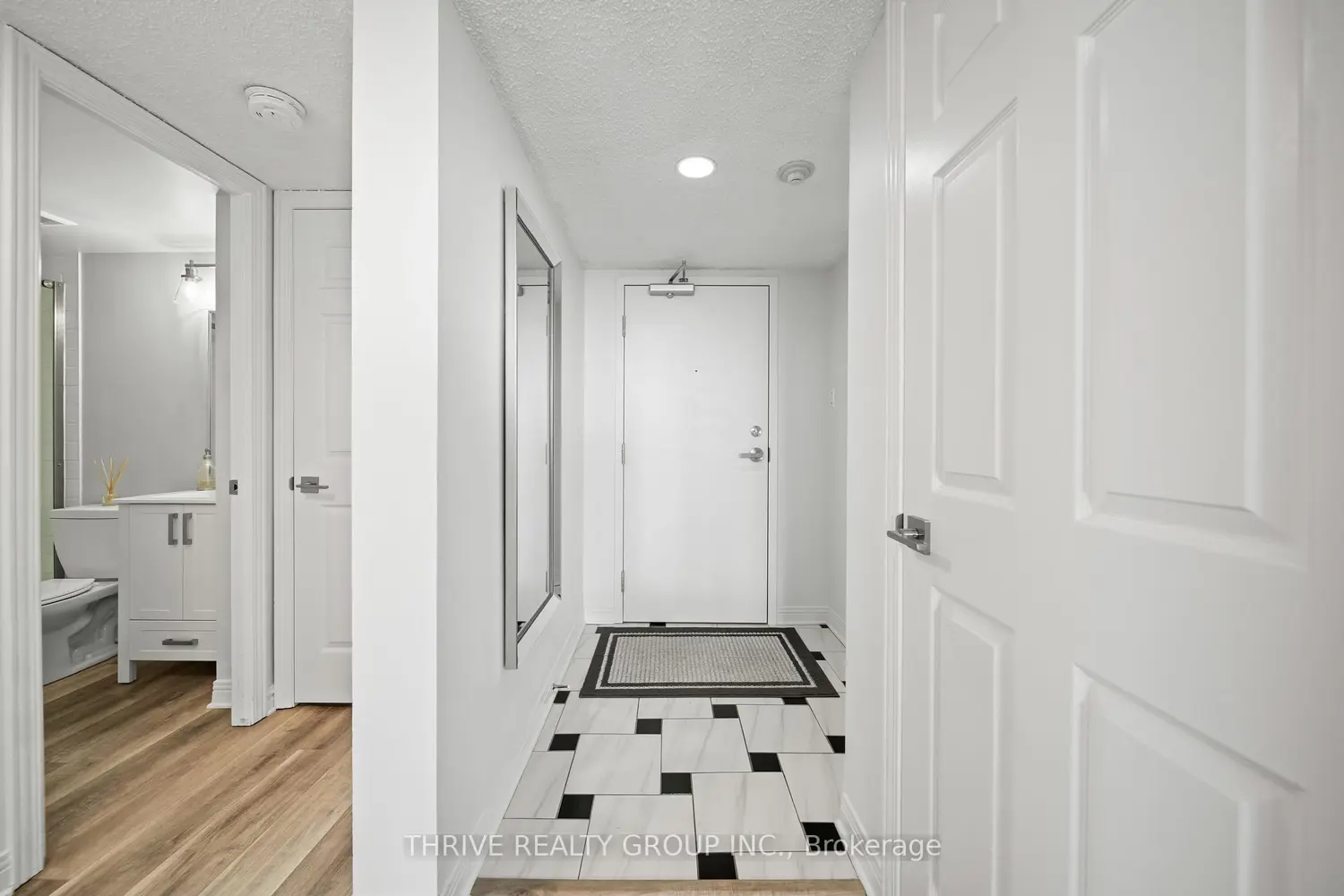 600 Talbot Street 803 photo 3
