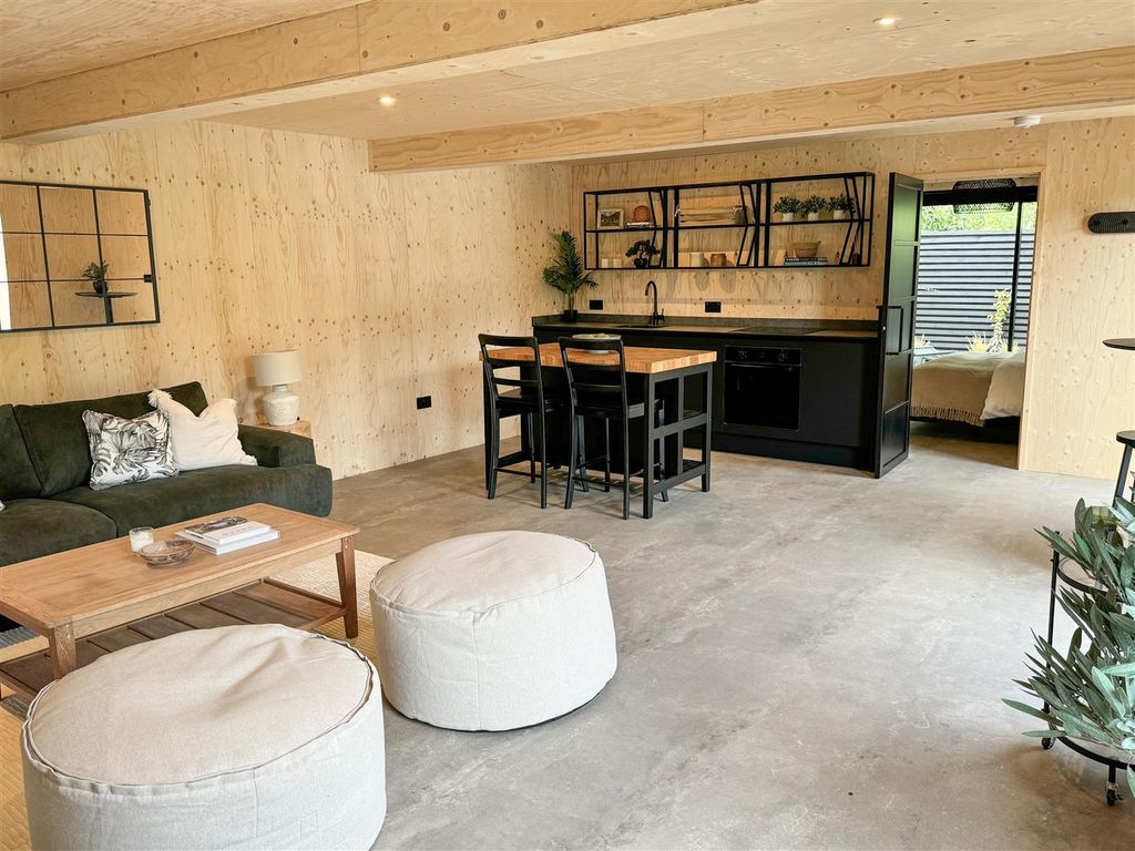 Additional image 11 of 5 bed detached house for saleChurt Road, Hindhead GU26