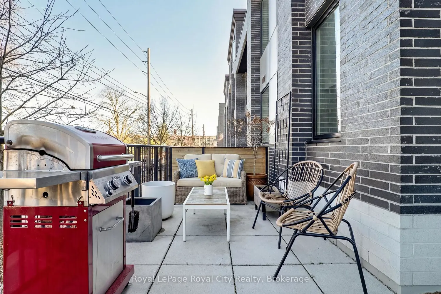 53 Arthur Street #At3 photo 2