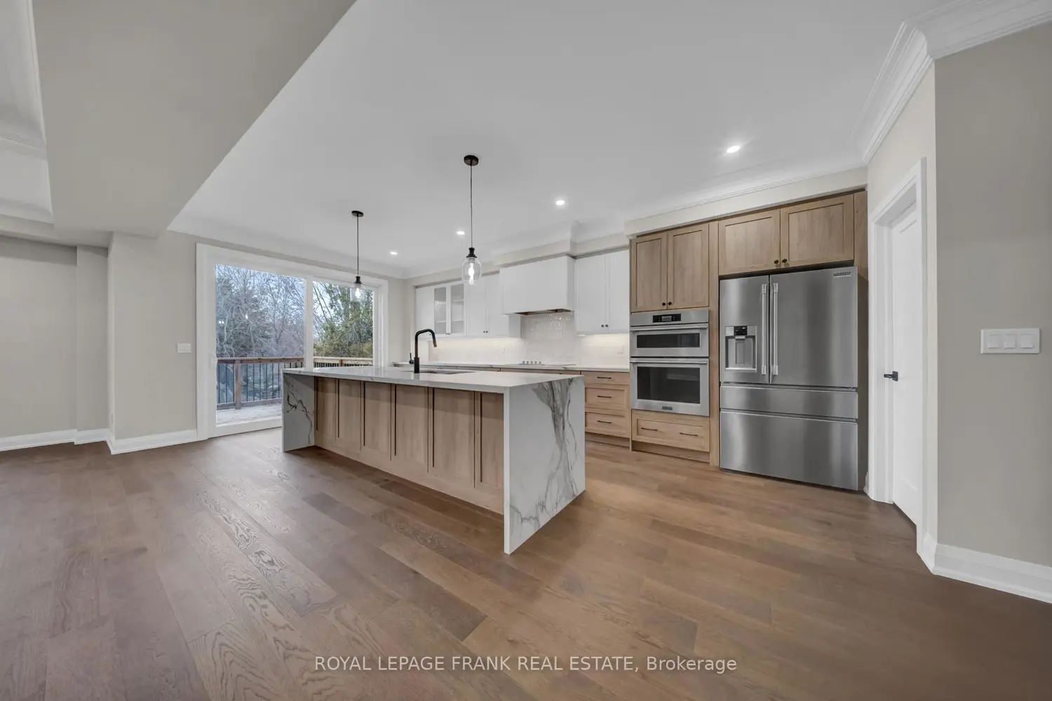 97 Steinway Drive photo 4