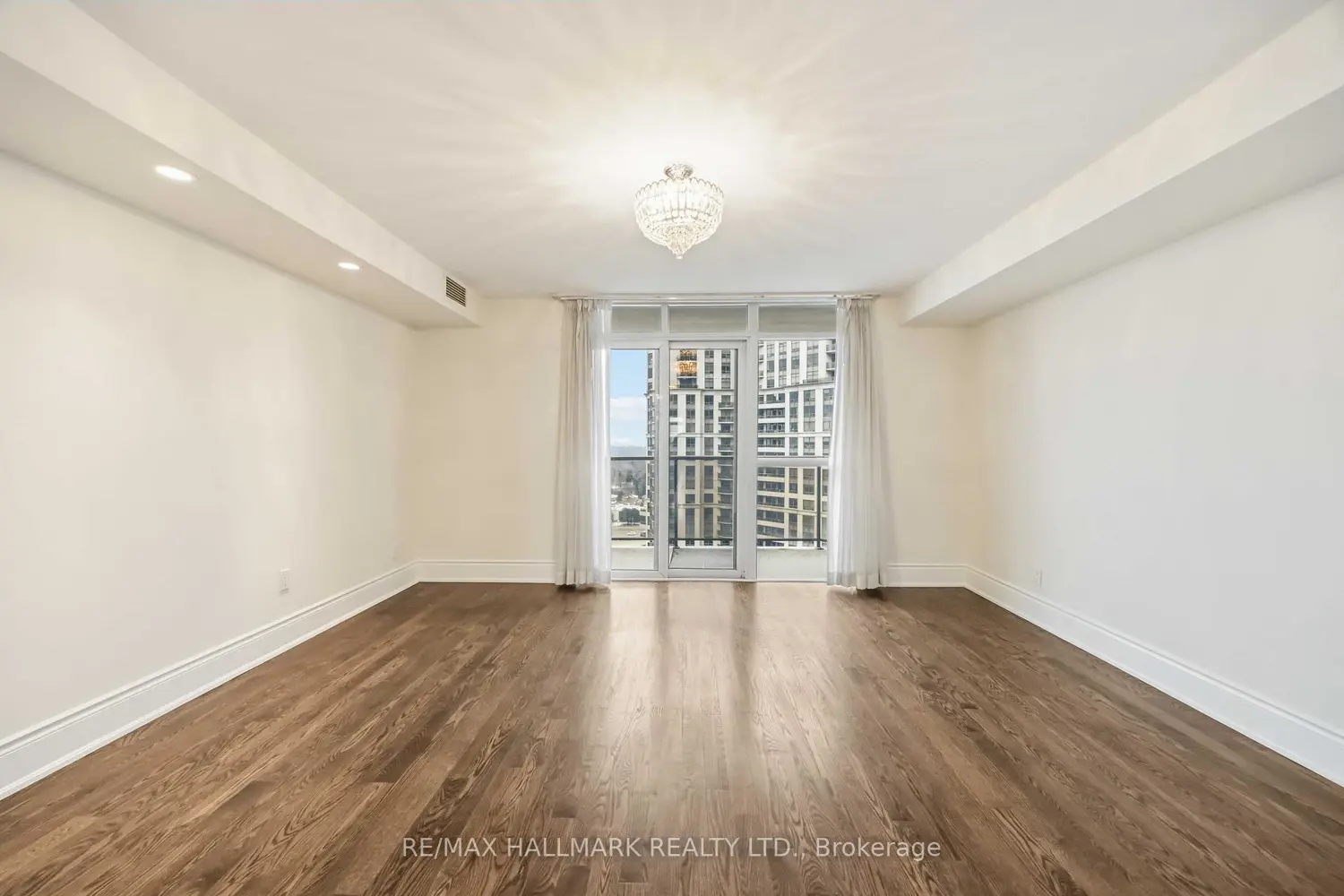 Additional image 11 of 80 Harrison Garden Boulevard 1821