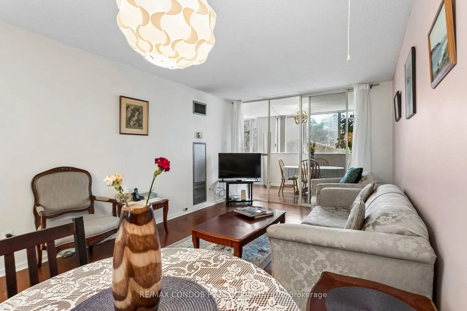 15 Maitland Place 204 photo 2