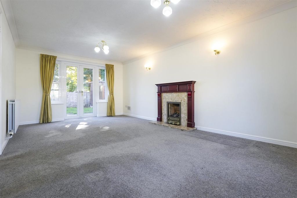 Additional image 4 of 4 bed detached house for saleBrodley Close, Hipperholme, Halifax HX3