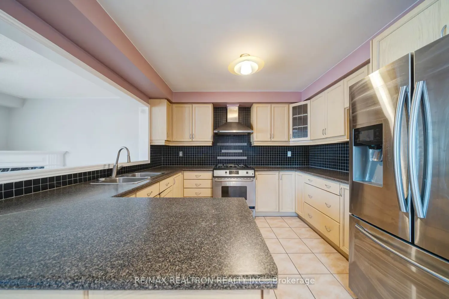 60 Harmony Road photo 5