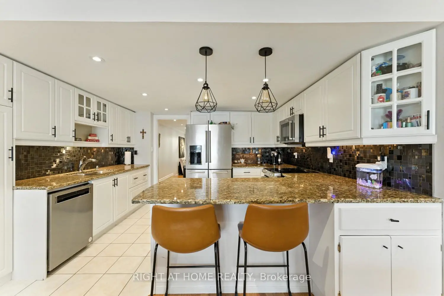 65 Sunvale Place photo 5