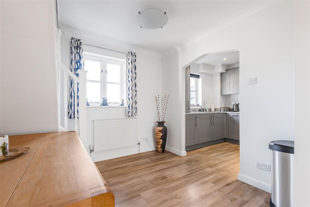 Additional image 14 of 2 bed flat for saleCoopers Court, Hertford, Hertford SG14