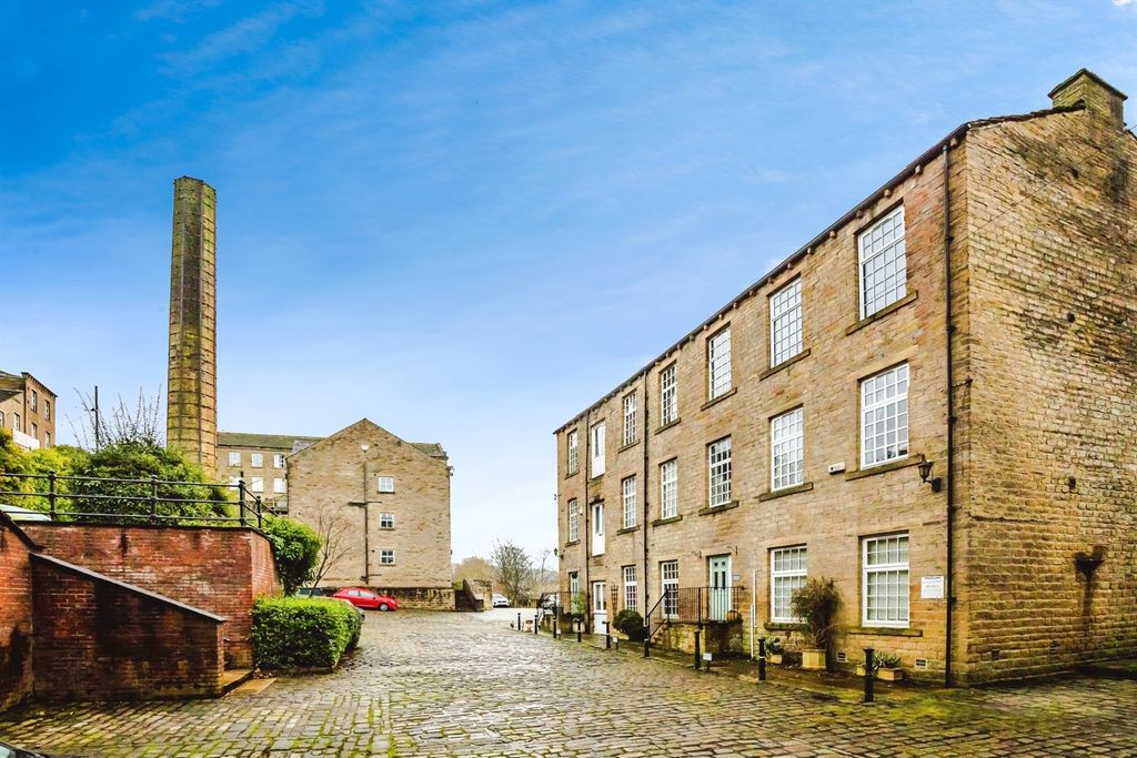 1 bed flat for saleWharf Street, Sowerby Bridge HX6