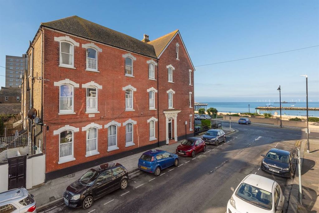 Additional image 4 of 5 bed terraced house for saleCentral Parade, Herne Bay CT6
