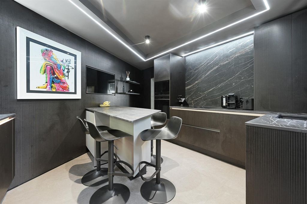 Additional image 8 of 3 bed flat for saleWest Hill, Harrow HA2
