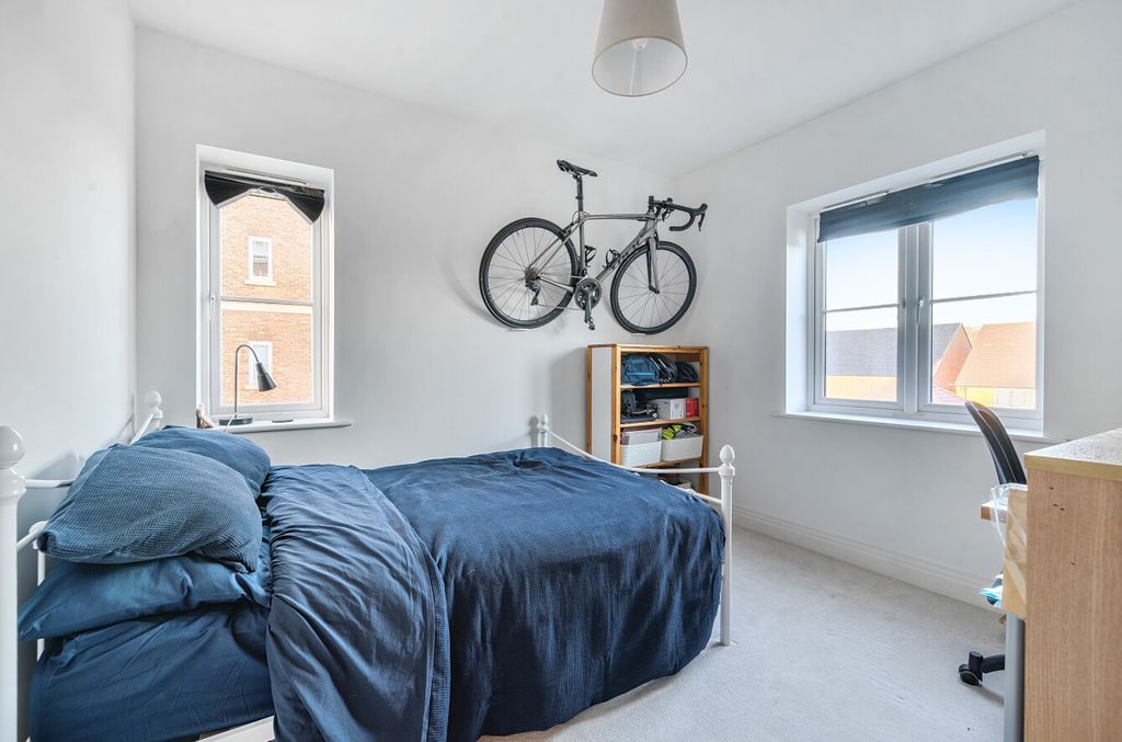 Additional image 7 of 2 bed flat for saleAspen Road, High Wycombe, Buckinghamshire HP10