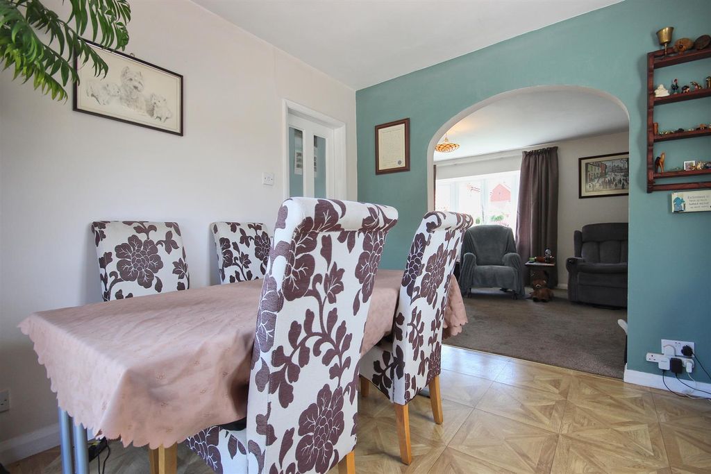 Additional image 15 of 3 bed detached bungalow for saleCheyne Walk, Hornsea HU18