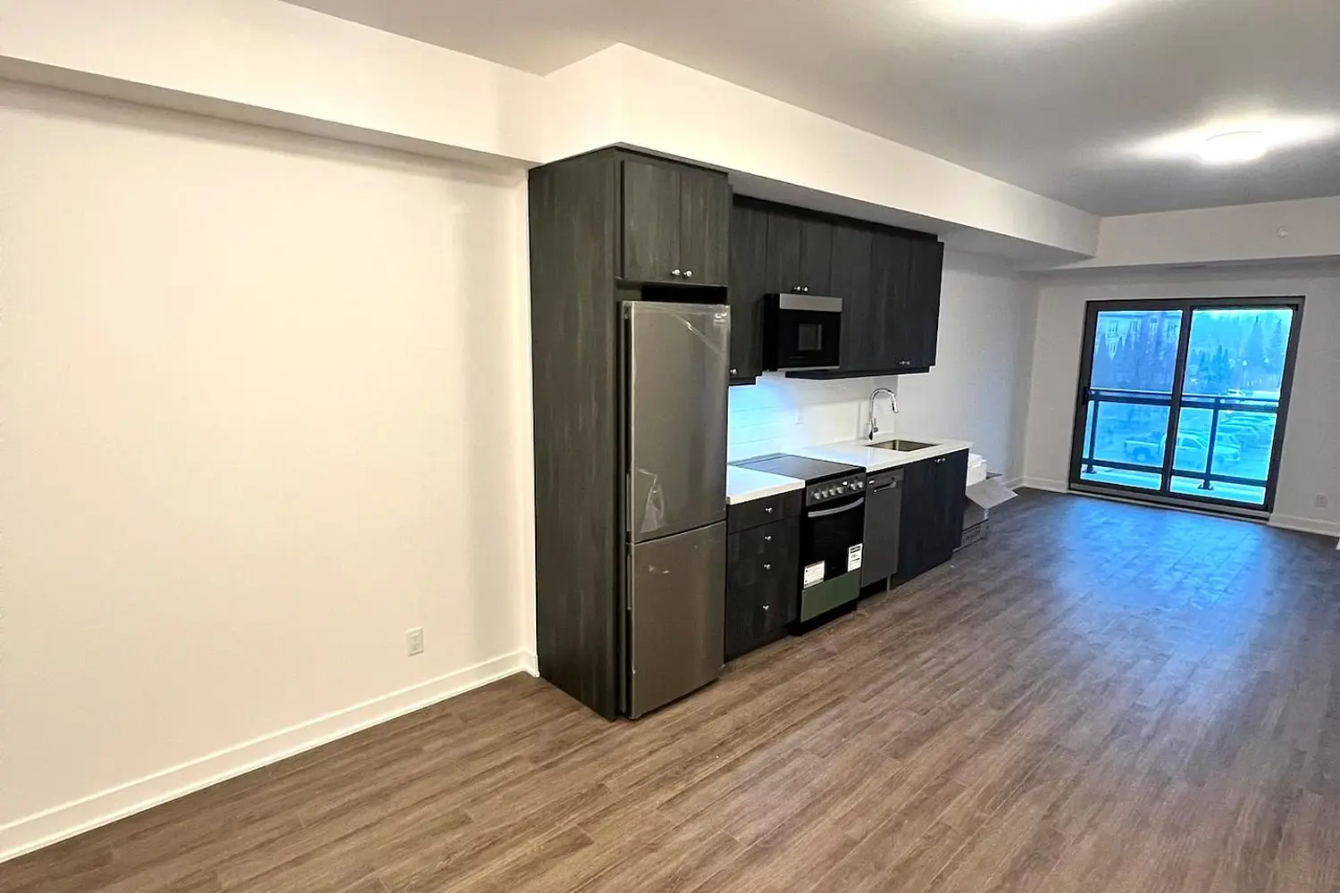 55 Clarington Boulevard 306 photo 3