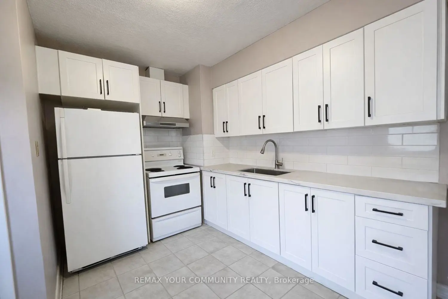 75 Tulloch Drive photo 5