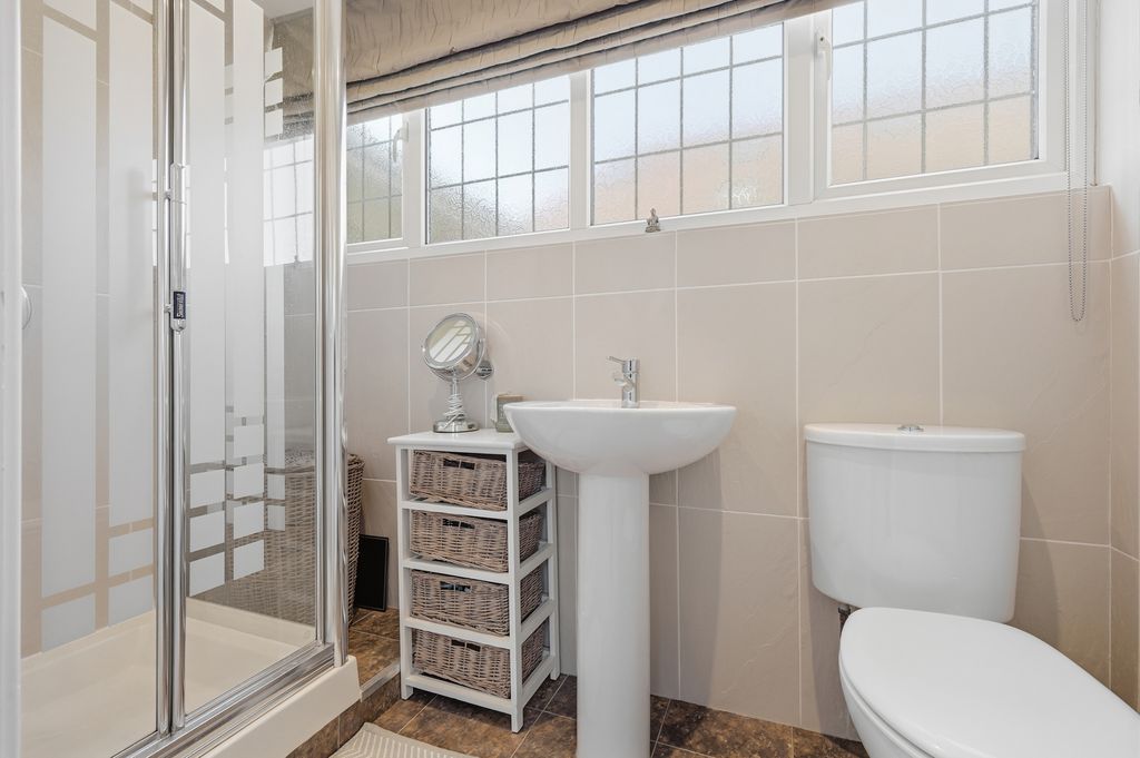 Additional image 19 of 5 bed detached house for salePenny Croft, Harpenden AL5