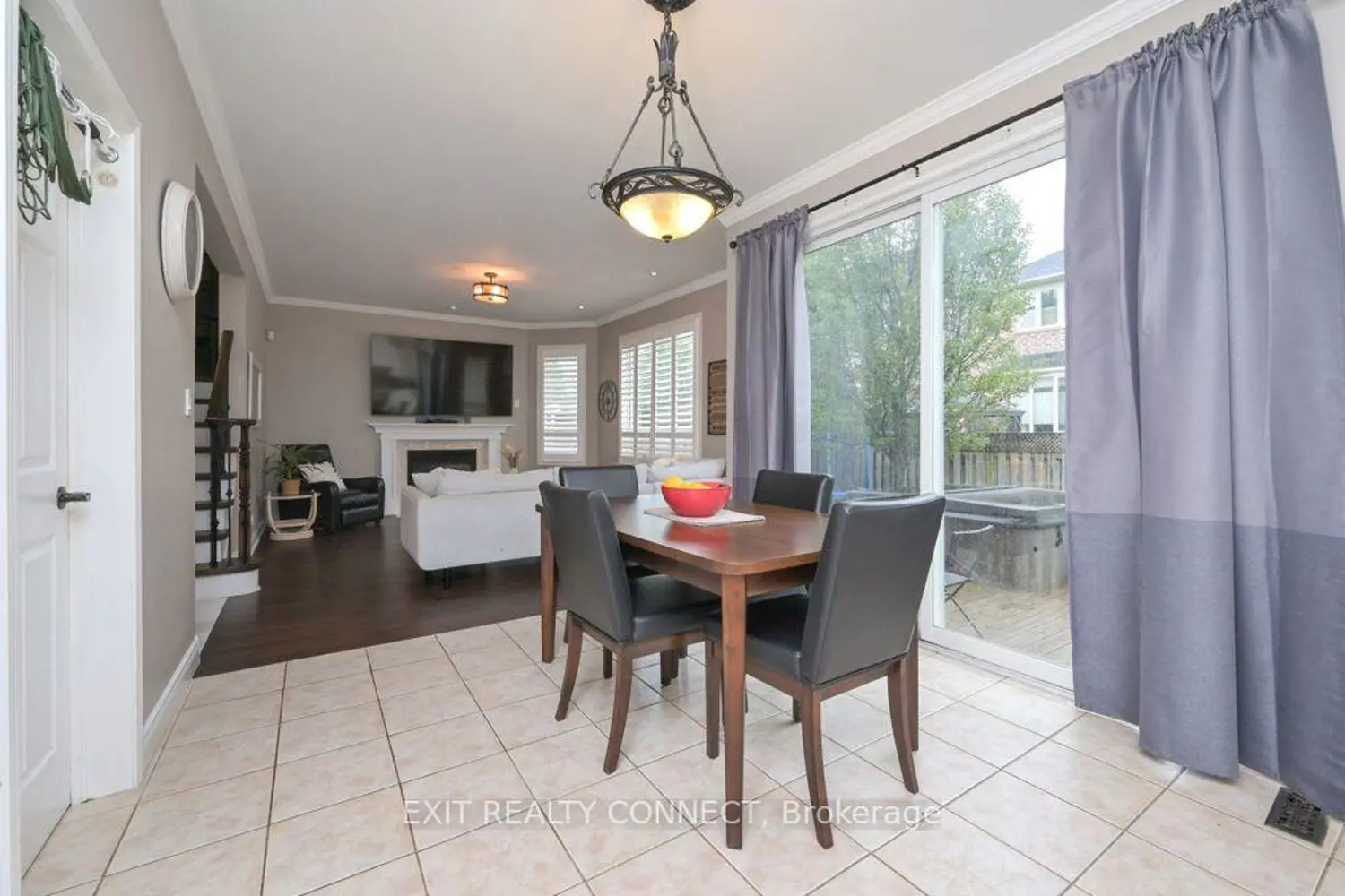 835 Chambers Place photo 5