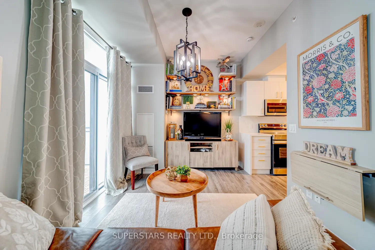 11611 Yonge Street 525 photo 5