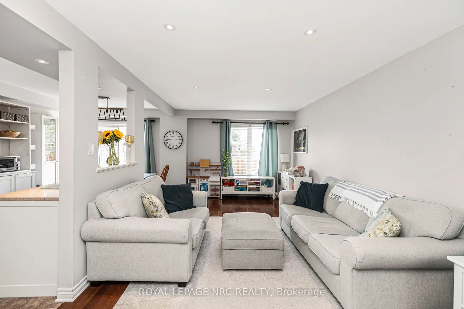 311 8 Highway 12 photo 4