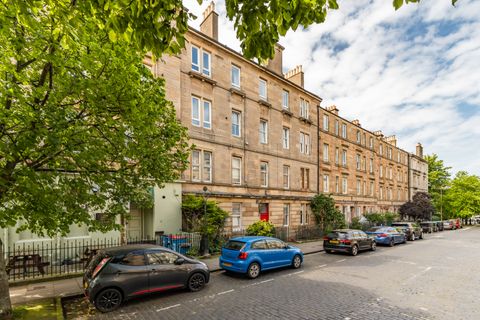 90/10 Iona Street, Edinburgh EH6