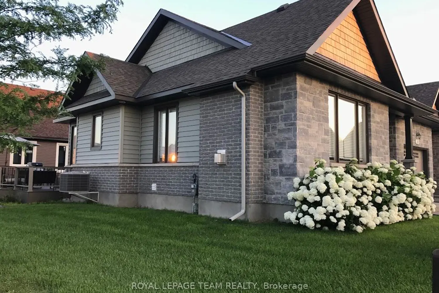 28 Magnolia Way