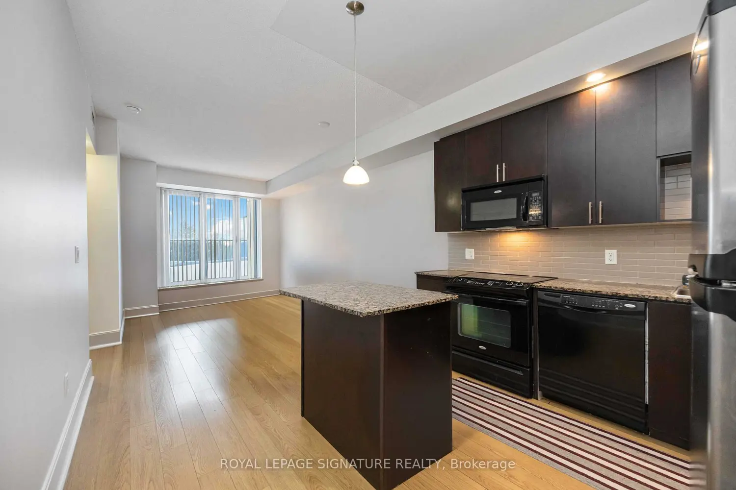181 Wynford Drive 403 photo 4