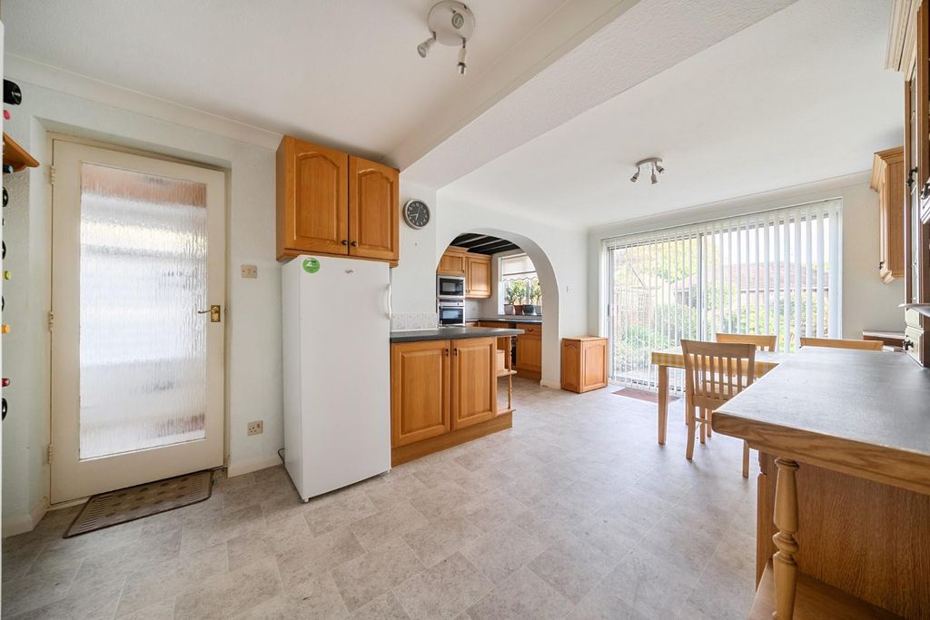 Additional image 3 of 4 bed property for saleSt. Aubins Park, Hayling Island PO11
