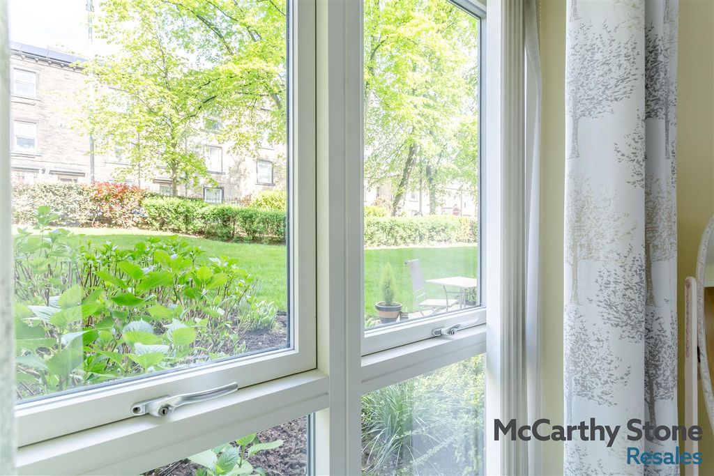Additional image 5 of 1 bed flat for saleTrinity Court, Oxford Road, Halifax HX1
