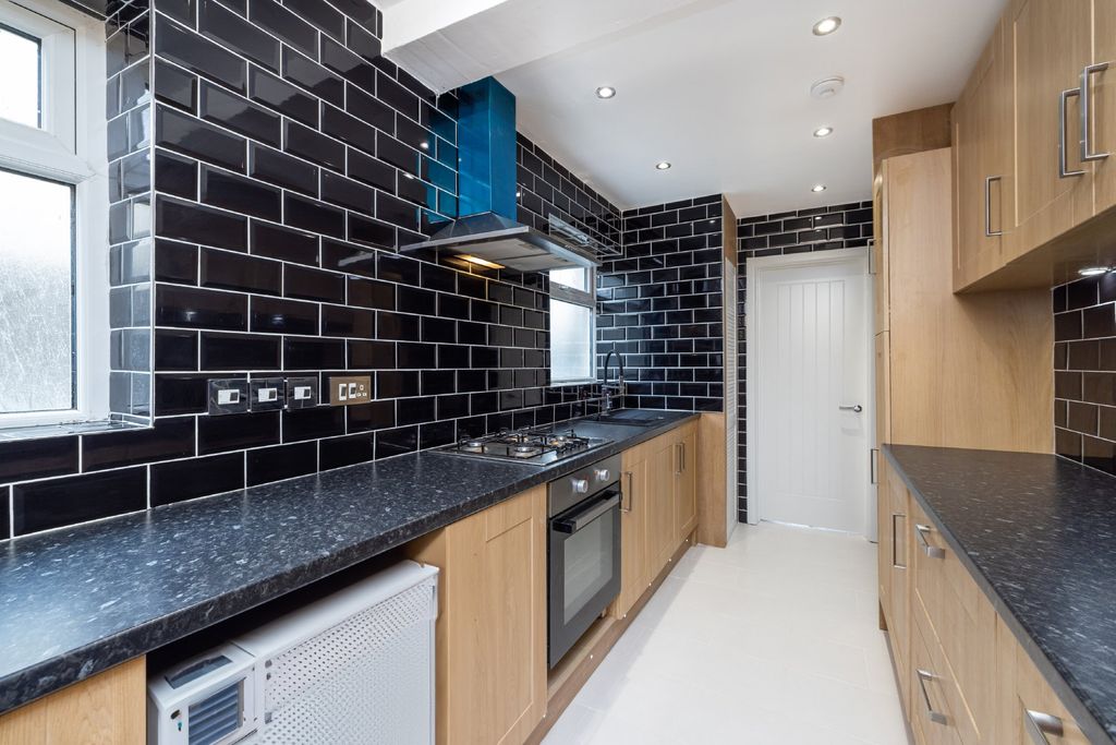 Additional image 14 of 5 bed semi-detached house for saleNelson Road, Hounslow TW3