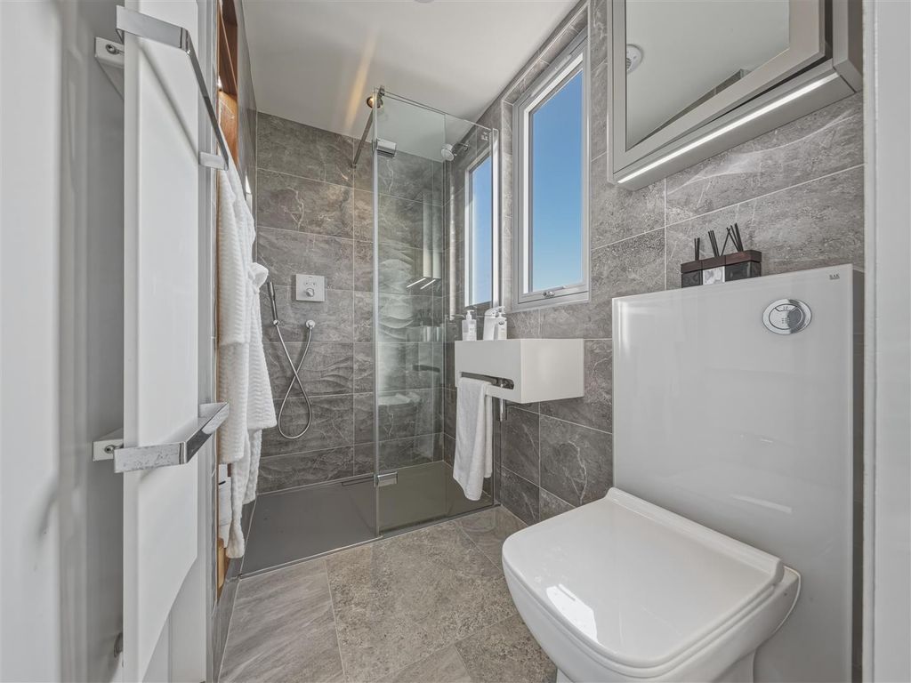 Additional image 8 of 5 bed property for saleBeacon Hill, Herne Bay CT6