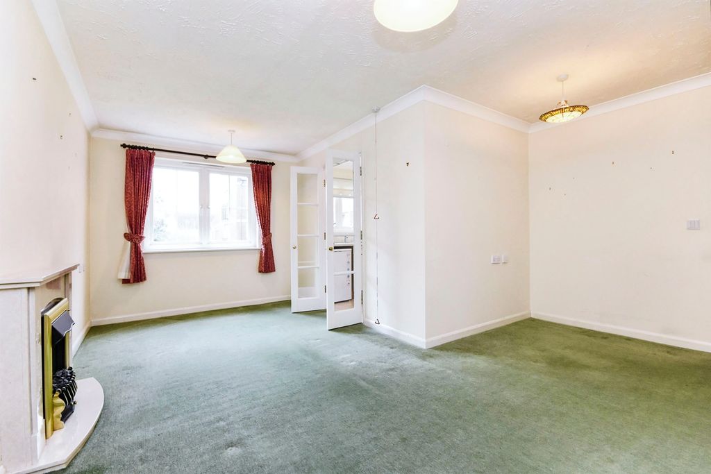 1 bed flat for saleRosemary Lane, Halstead CO9 photo 3
