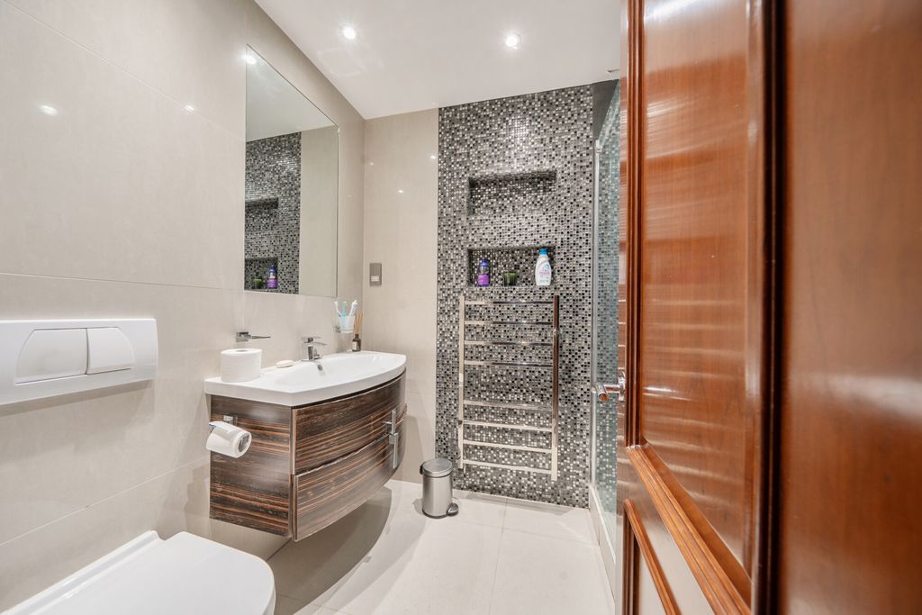 Additional image 9 of 3 bed flat for saleOld Redding, Harrow HA3