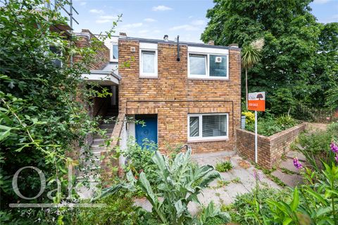 Scarlette Manor Way, Tulse Hill SW2