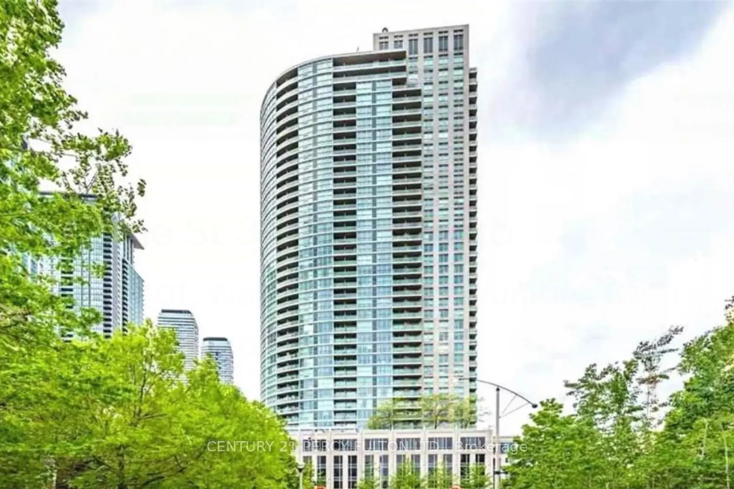 18 Yonge Street 3408