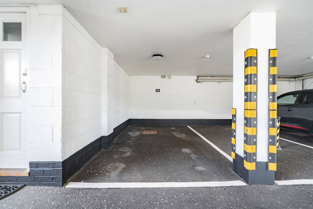 Additional image 14 of 2 bed flat for saleCentral Parade, Herne Bay CT6
