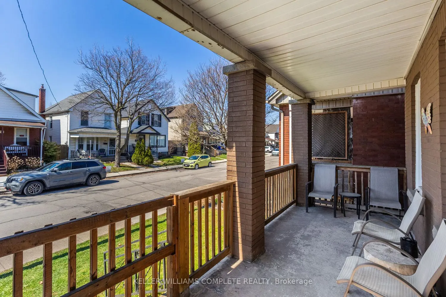 174 Rosslyn Avenue photo 2