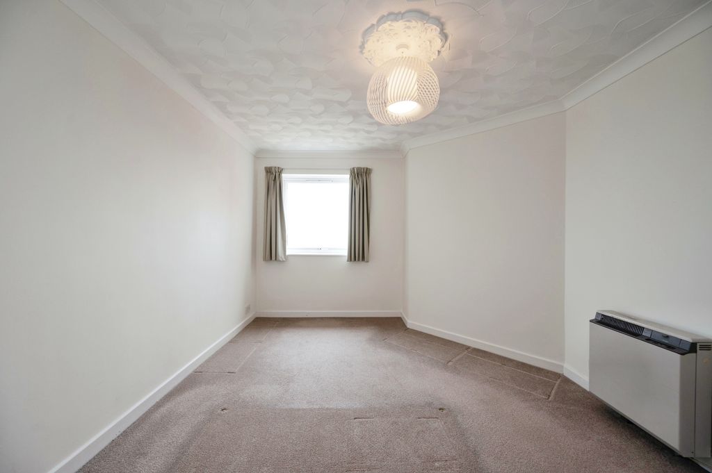 Additional image 11 of 2 bed flat for saleRegatta Court, 182 Southwood Road, Hayling Island, Hampshire PO11