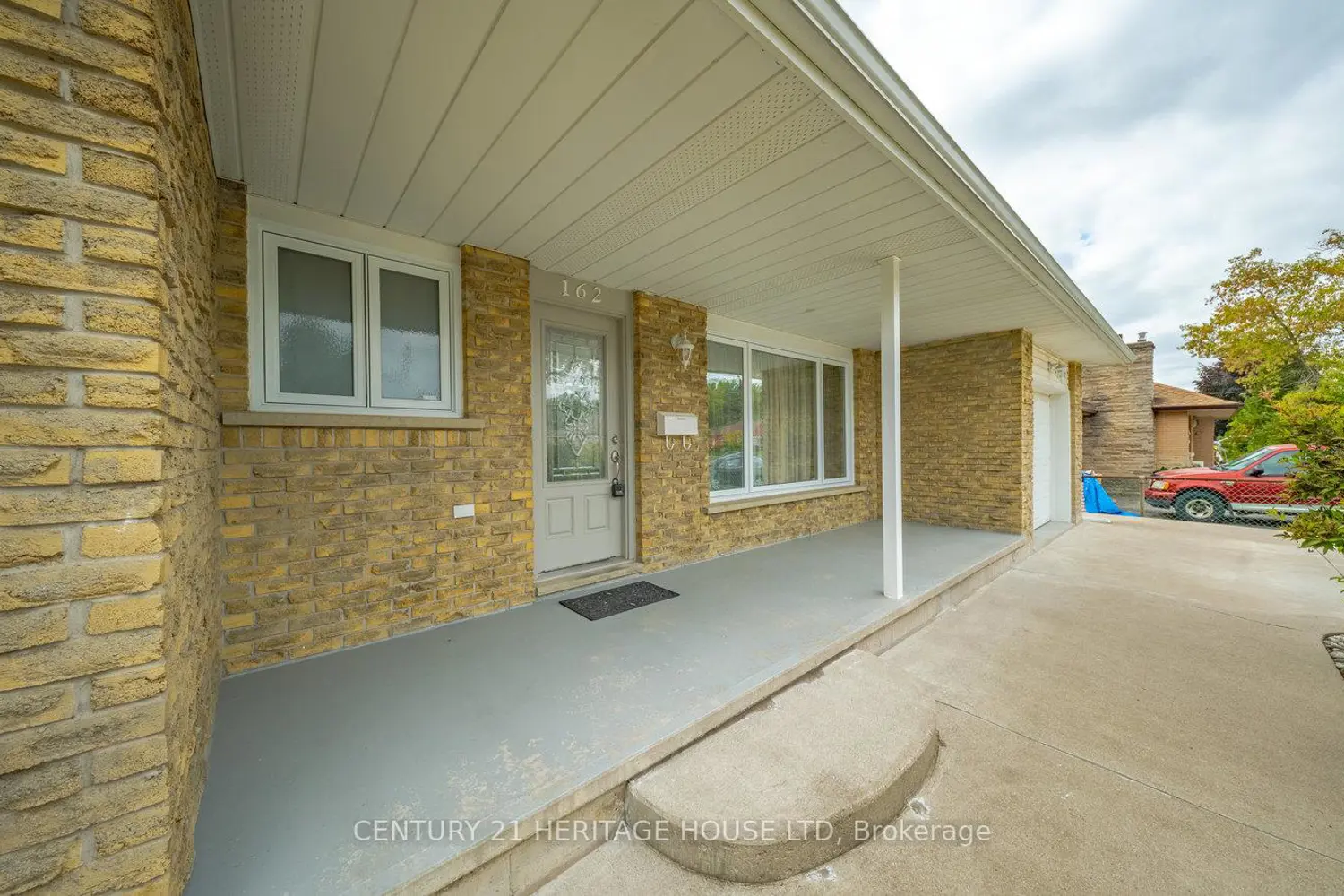 162 Victoria Street photo 4