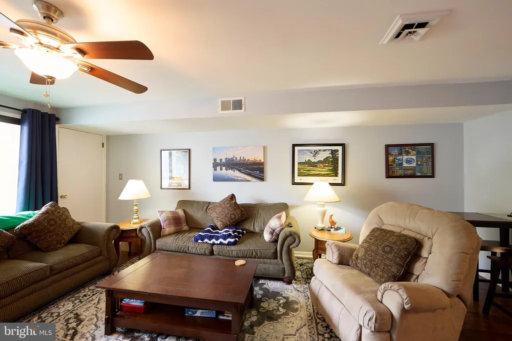 Additional image 6 of 242 Summit House, West Chester, PA 19382